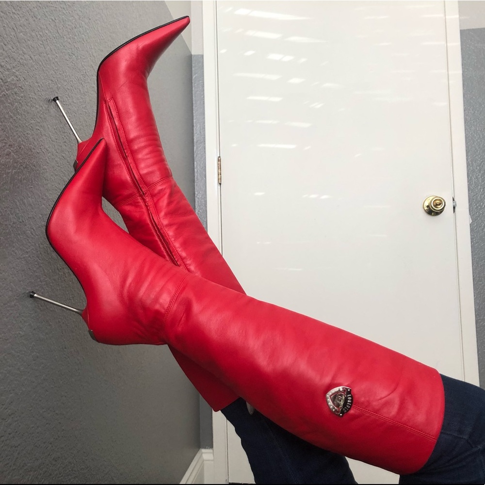 Loriblu Italian designer pointy toe red boot